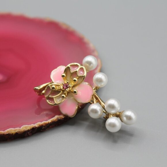 Pink flower pin brooch pendant jewelry white pearl yellow gold tone elegant new - Picture 2 of 10